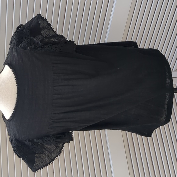 NWT Max Studio Black Blouse Ruffle Sleeves - Picture 5 of 8
